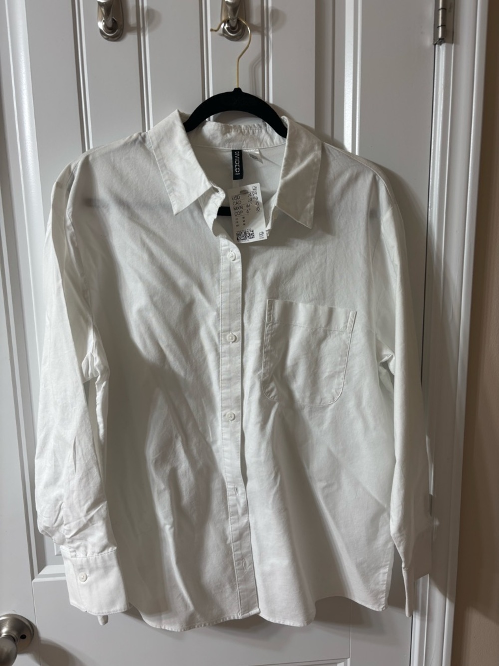 H&M Divided White Button-Up Shirt